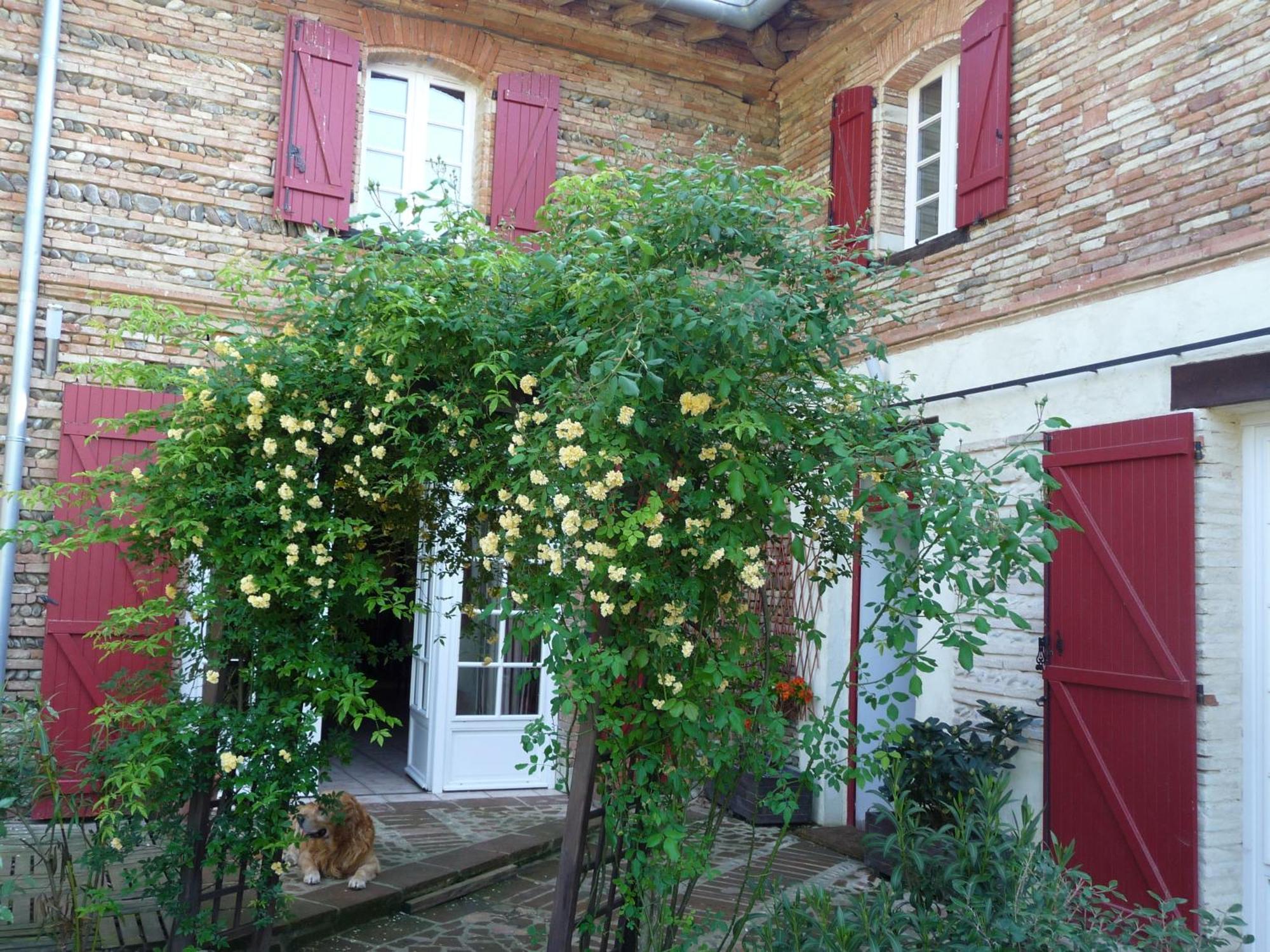 Bed and Breakfast Domaine de Peyrolade Daux Exterior foto